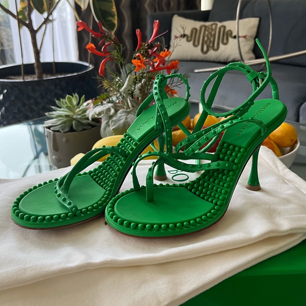 Brand new Bottega Veneta sandals with tags, dust bag, and box in size 5 EU 35
